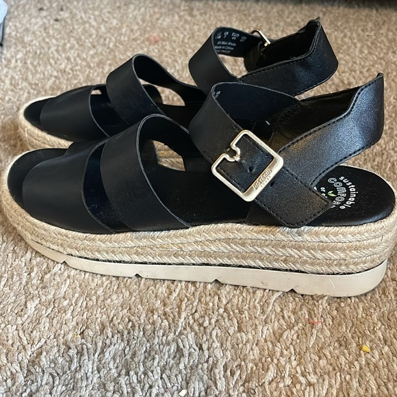 Dr. Scholl’s Once Twice Platform Sandal (Size 10) - Picture 2 of 4